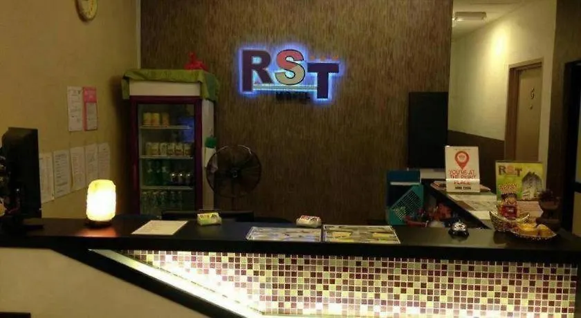 Rst Hotel Τζόχορ Μπάχρου