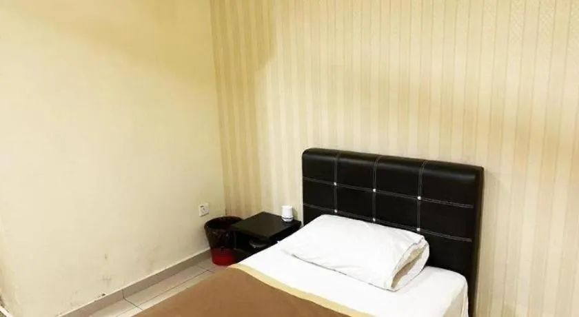 ג'והור בהרו Rst Hotel מלזיה
